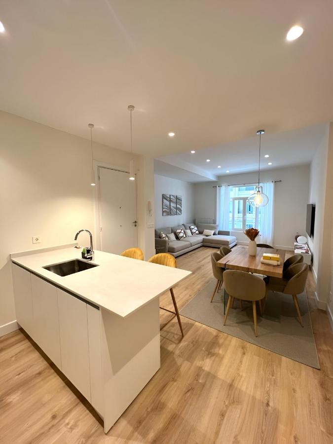 Colon Apartment -Zurriola Beach Σαν Σεμπαστιάν Εξωτερικό φωτογραφία