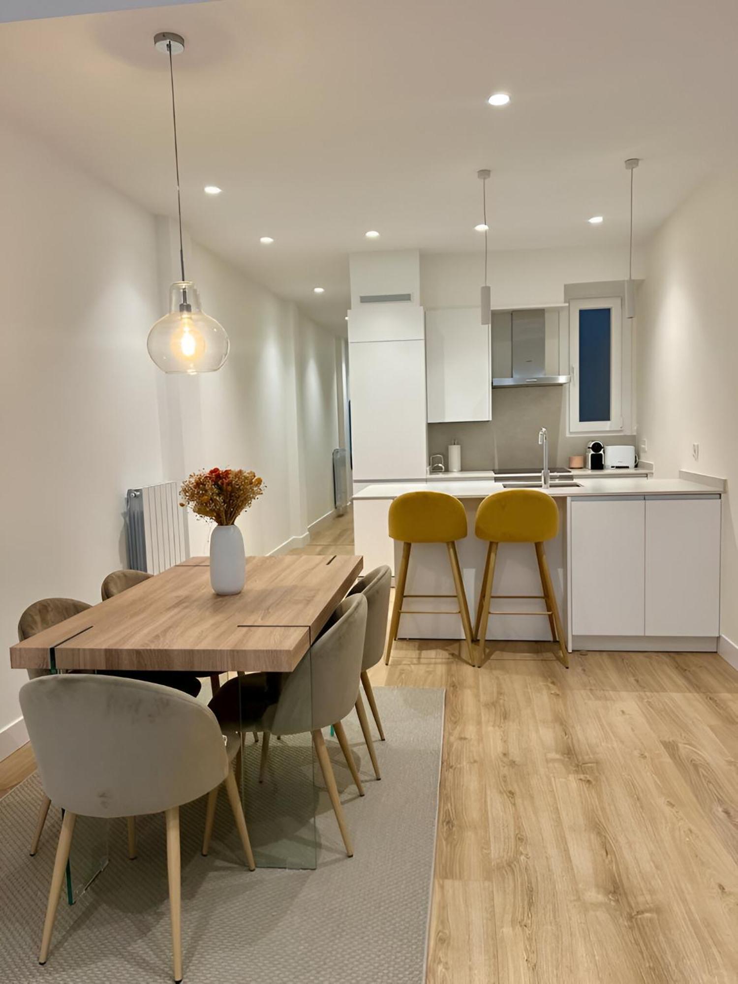Colon Apartment -Zurriola Beach Σαν Σεμπαστιάν Εξωτερικό φωτογραφία